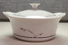 Gorham Ariana Round Covered Casserole 1.5 Quart