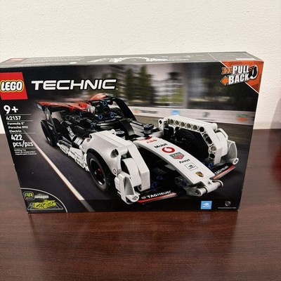 LEGO TECHNIC: Formula E Porsche 99X Electric (42137) New Sealed