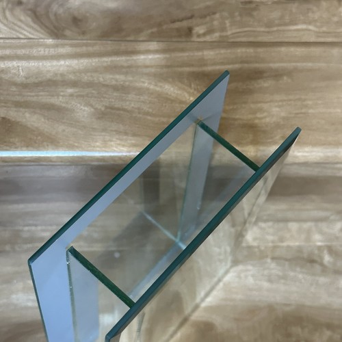 Glass Vase - Picture 3 of 23