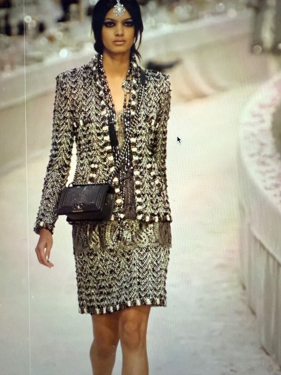 CHANEL 12A PARIS-BOMBAY NEW FANTASY Tweed Multicolor Jeweled CHANEL 12A PARIS-BOMBAY NEW FANTASY Tweed Multicolor Jeweled