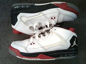 jordan flight basketball shoes