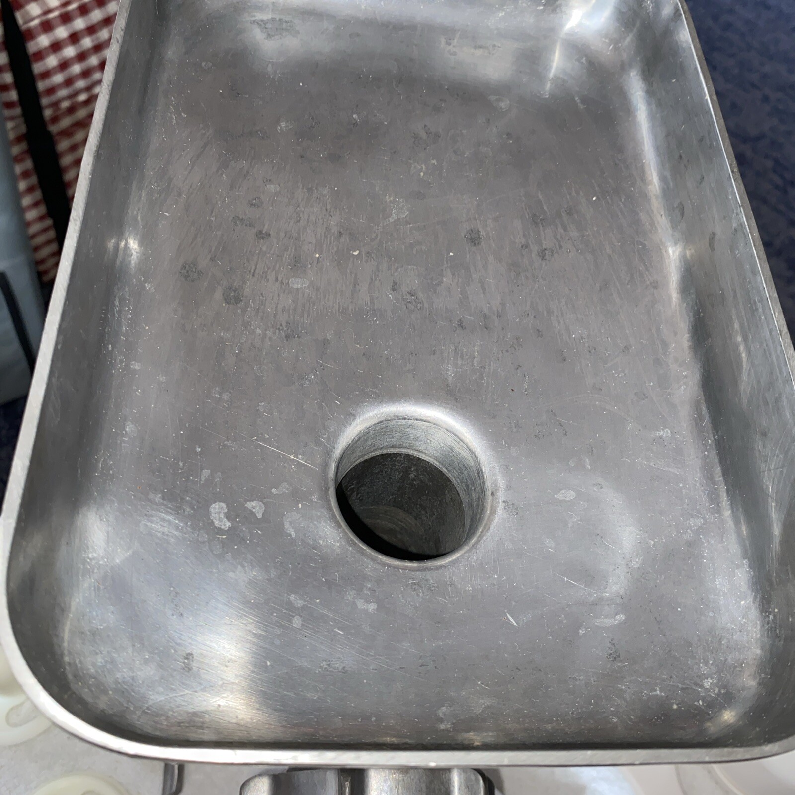 Cabelas Heavy Duty Meat Grinder Model 330101C Metal & Plastic Deer