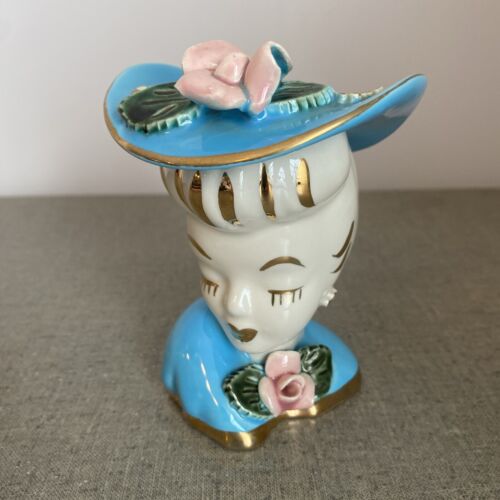 Vintage Glamour Girl Lady Head Vase Blue Hat/Dress Gold accents Figurine - Foto 1 di 9