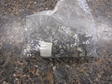 Large Lot of (300) Motorola MC7815CT Linear Voltage Regulators Gold Pins