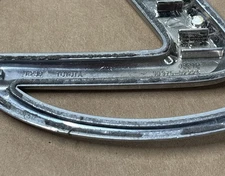 OEM Lexus Logo Emblem 90975-02226 thumbnail 3
