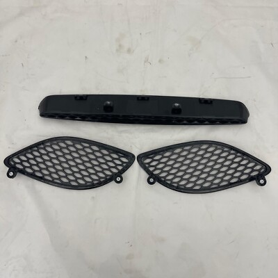 ベティブープ 18-20 for Dodge Durango Set of Hood Bezel Center & 2 Scoop Bezel