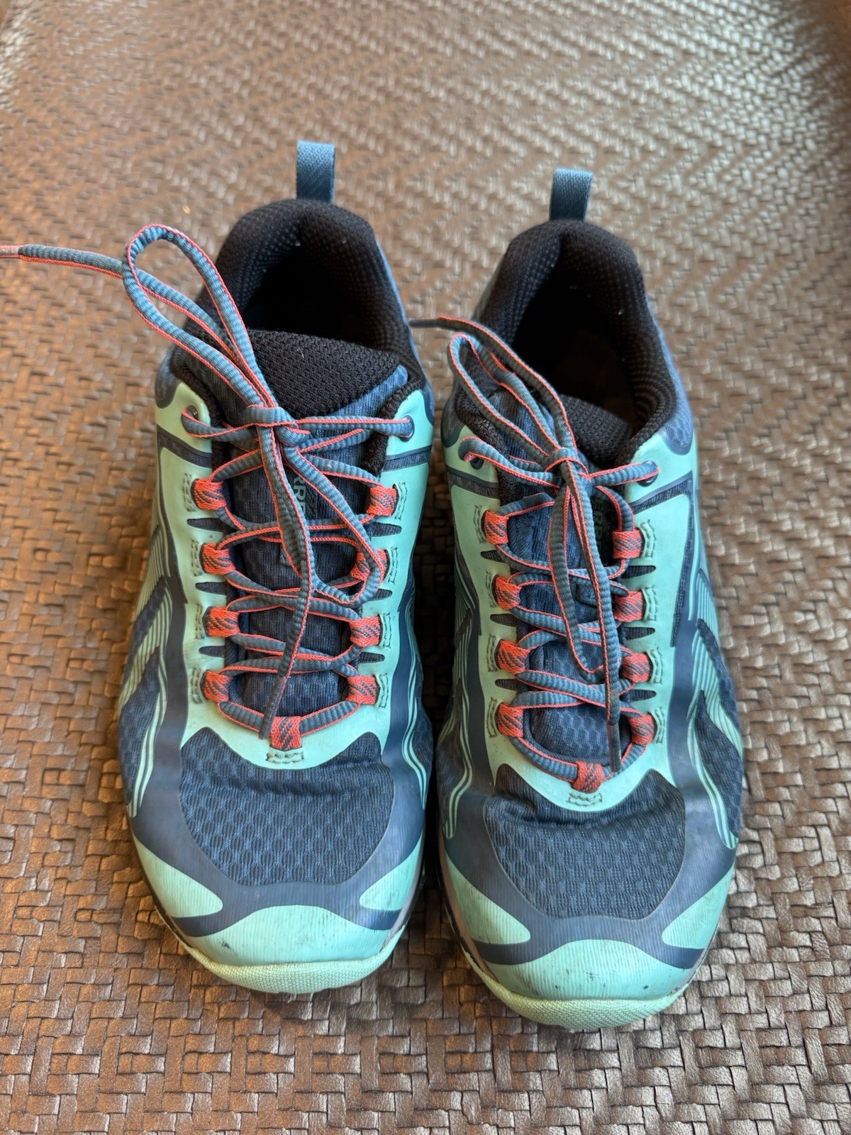 Sneakers Merrell blu e nere con rete traspirante e intersuola ammortizzata