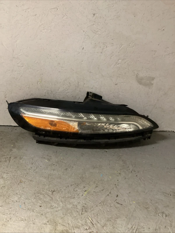 2014-2018 JEEP CHEROKEE RIGHT RH PASSENGER SIDE FRONT LAMP TURN SIGNAL OEM