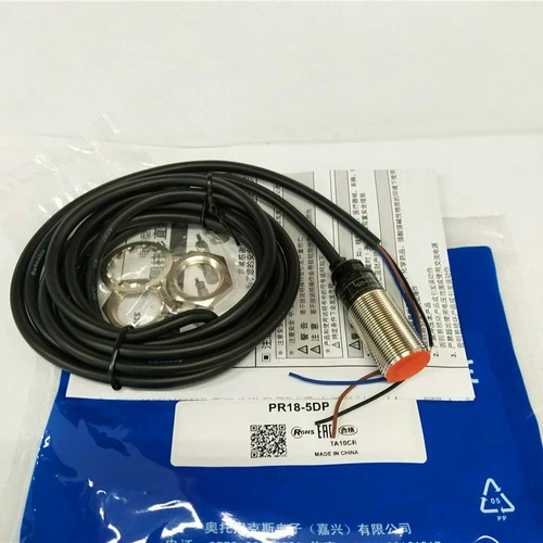 New One Autonics PR18-5DP Proximity Switch PR185DP Free Shipping - Picture 2 of 4