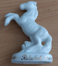 Porcelanowy koń biały hiszpański. Szkoła jazdy konnej Wiedeń 9,5 cm wysokości - ok. 6,5 cm szerokości