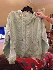 N.y.l Pale Green Zip Up Jacket Size Xl