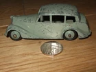 DINKY TOYS TRIUMPH 1800 SALOON CAR No 40B VINTAGE DIECAST MECCANO RESTORATION