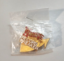 Vtg Wendy's RECORD BREAKER Lapel Pin Fast Food Restaurant Employee Award NIP