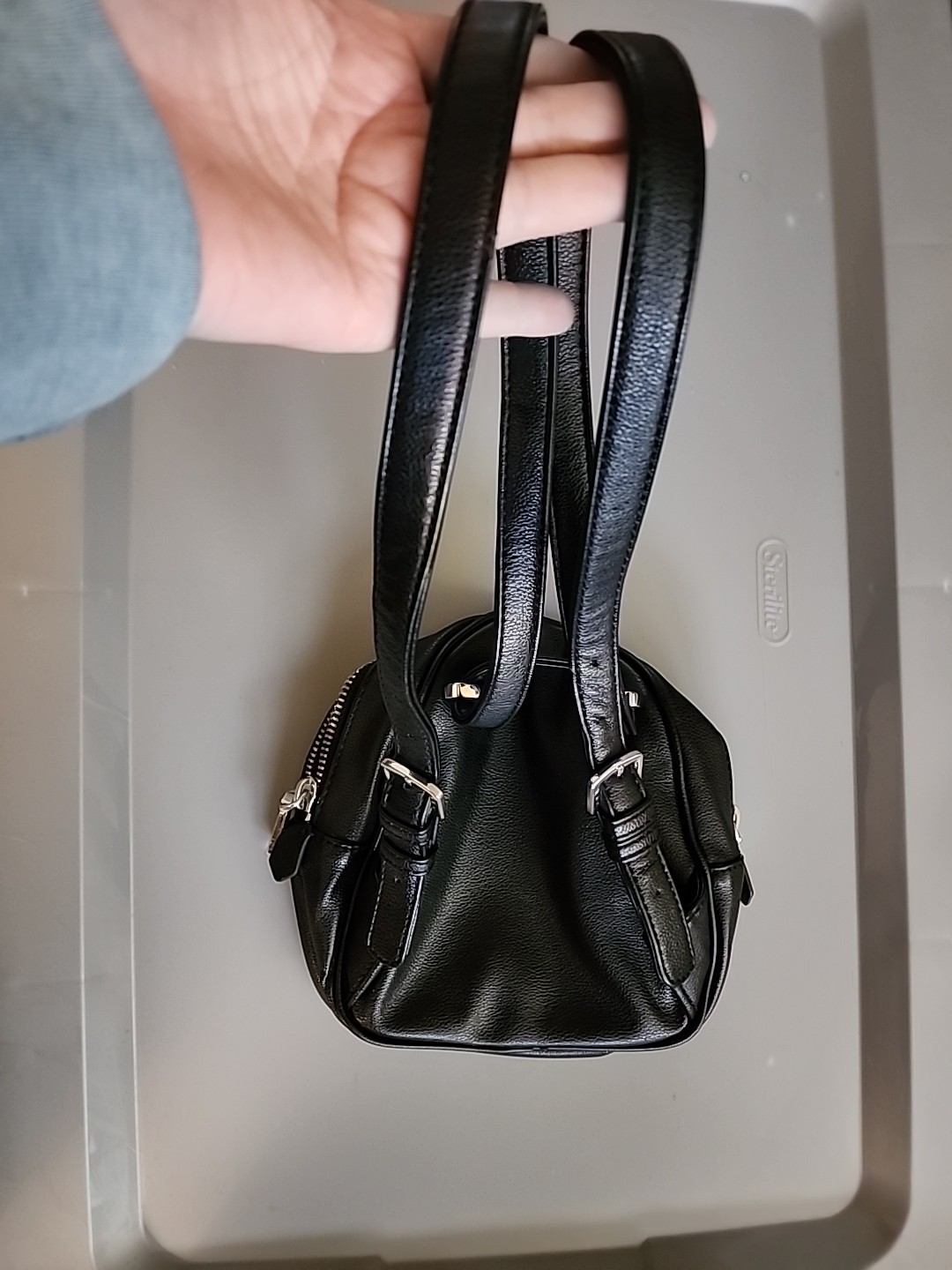 Guess Mini Backpack Black - image 6