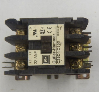 Cutler-Hammer / Eaton C25DNC330 Contactor 3 pole 30 amp 104-120v coil USED