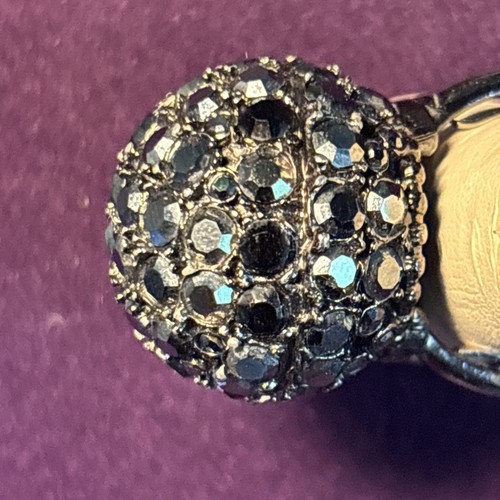Kenneth Jay Lane signed blk Swarovski rhinestone rhodium plated disco ball ring - Picture 5 of 9