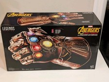 Hasbeo Marvel Legends Series Articulated Electronic Infinity Gauntlet New