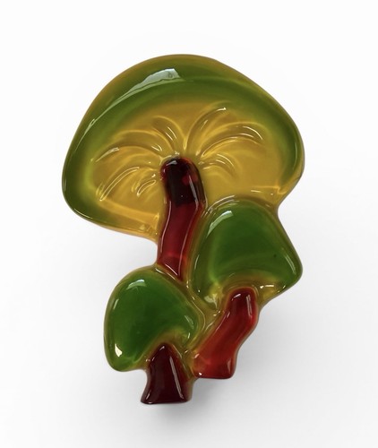 Vintage 1969 Mushroom Resin Spoon Caddy  6.5” by 4.5” MCM Can Hang On Wall