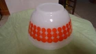 RARE BEAUTY VINTAGE PYREX ORANGE/ RED  POLKA DOT MIXING BOWL  1- 1/2 PINT  401