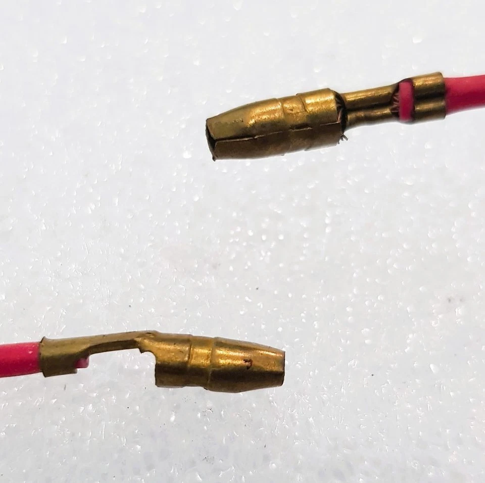 YAMAHA AG100 DT100 FS1 G6 G7 HT1 RS100 V80 YB100 U5 U7 YG1 CONNECTOR FUSE HOLDER - Image 4 of 4