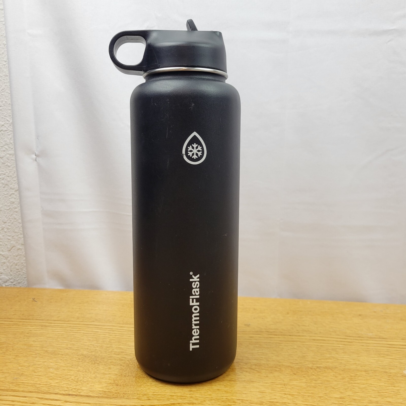 ThermoFlask 40oz Stainless Steel Insulated Water Bottle Black With Lid