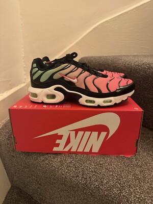 nike tn black junior