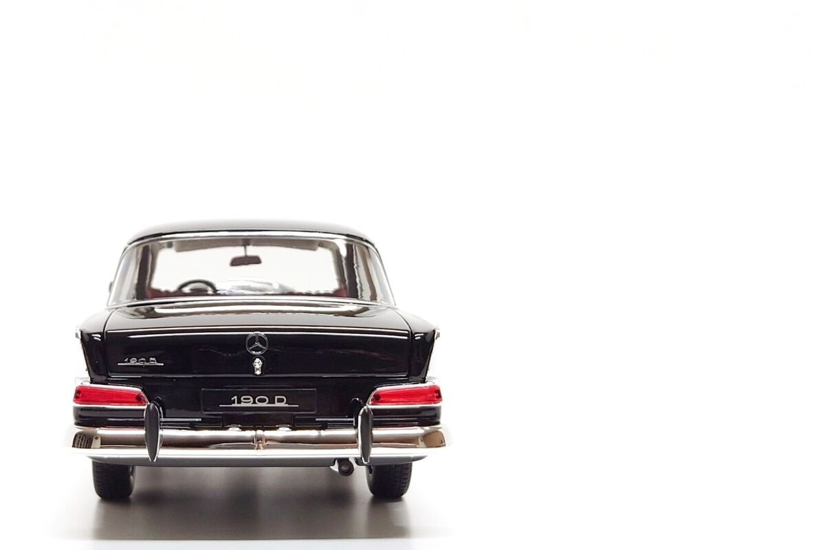 Norev 1:18 1964 Mercedes-Benz 190D (W110) in Black | eBay Norev 1:18 1964 Mercedes-Benz 190D (W110) in Black | eBay