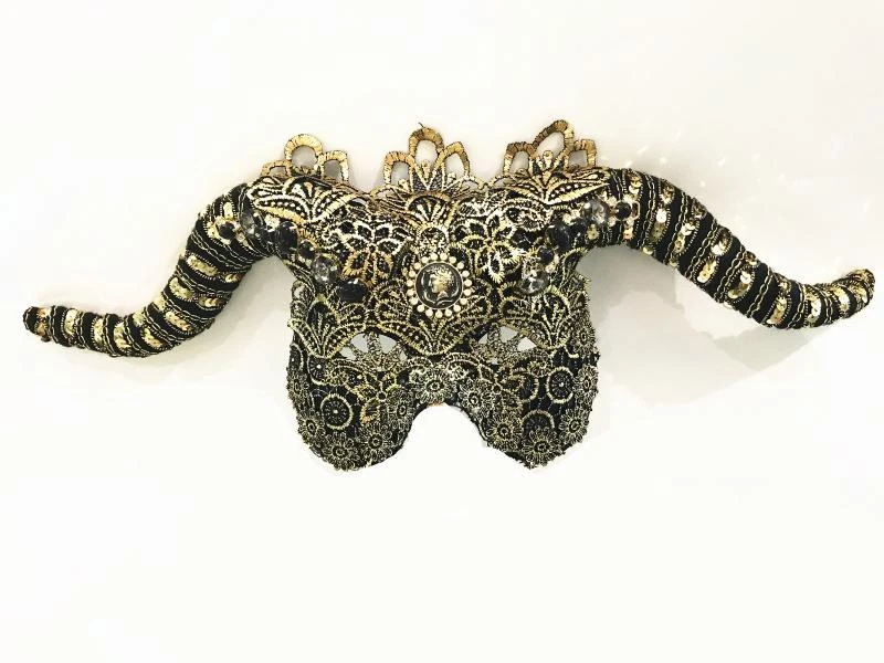 Retro High-End Handmade Venice Bronzing Lace Lady Mask Halloween Christmas Masqu - Image 4 of 4