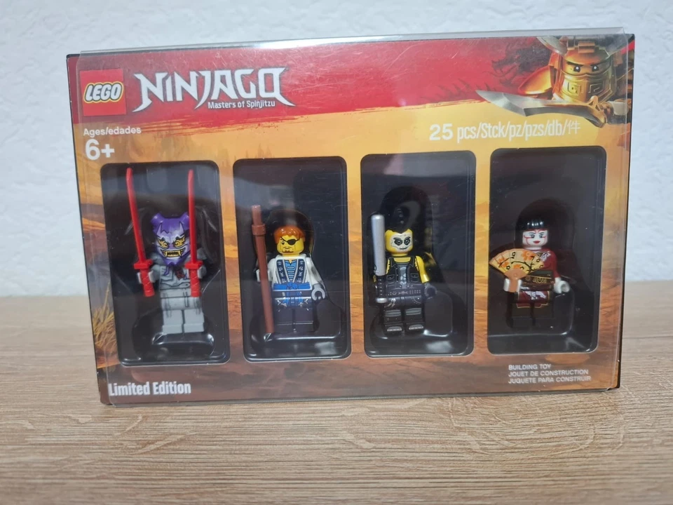 LEGO NINJAGO: NINJAGO Minifigure Collection (5005257), Foto 2 von 5