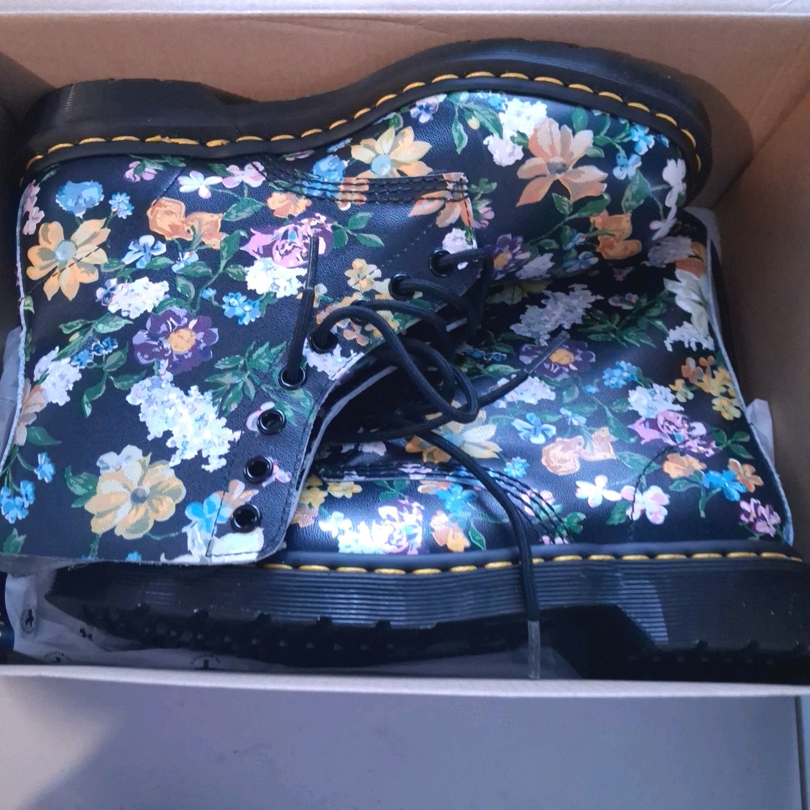 Doc Martens Pascal DF Backhand  Boots AirWair Cushion Oil Slip Resistant Sole 9