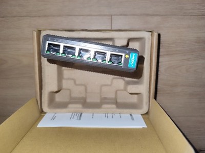 MOXA EDS-205 V2.1.2 ~ 5-Port Industrie Ethernet Switch RJ45 Input 24 V DC    NEU