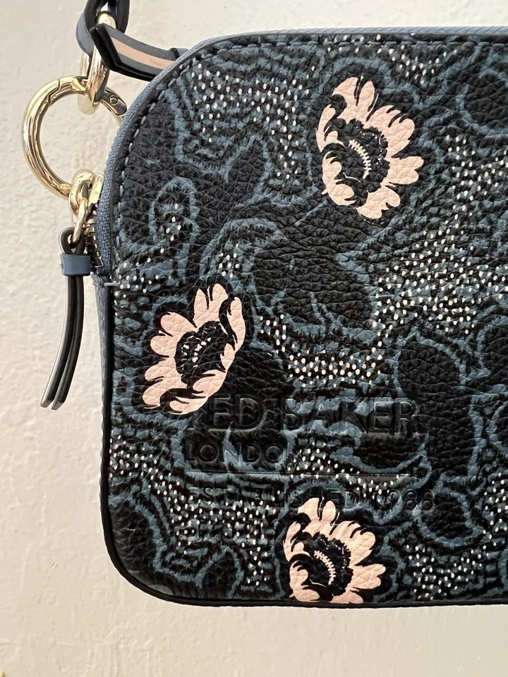 TED BAKER LONDON Bandolera Bolso Estampado Floral Darlino Cámara Cartera Foto 3 de 4