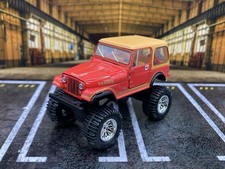 1980 Jeep CJ-7 Laredo Lifted 4x4 Truck 1/64 Diecast Custom 4WD CJ7 Greenlight
