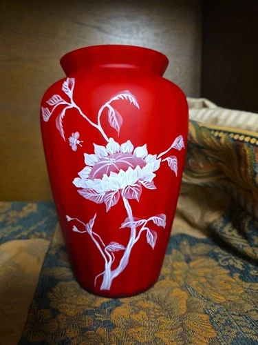 FENTON HAND PAINTED BY SUE JACKSON VASE 9" tall