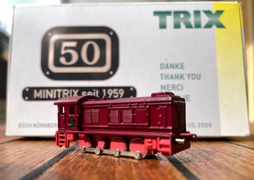 Trix 15361 Schiebemodell V36 "50 Jahre Minitrix seit 1959" in OVP | Zustand: Neu