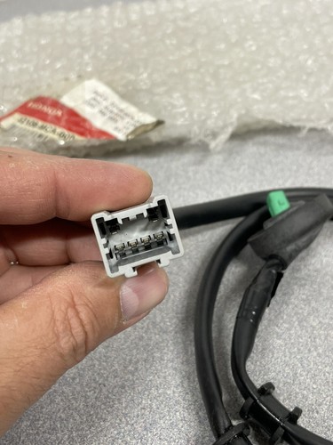 01-05 Honda GL1800 Goldwing 1800 Front Turn Signal Canceler Wire Wiring Harness - Picture 4 of 4