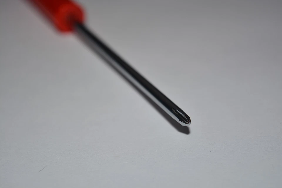 MINI PHILLIPS SCREWDRIVER WITH MAGNET TOP & POCKET CLIP SAME AS SNAP-ON 100 PCS - Image 3 of 4