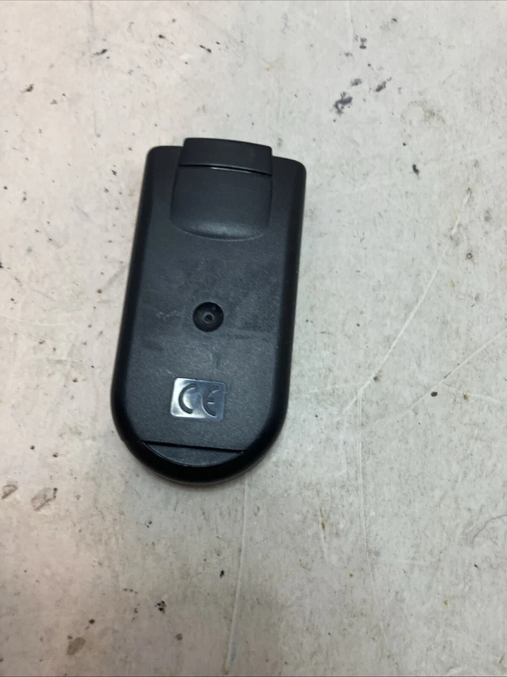 PDR-RM1 Toshiba Remote Control Controller Black Silver Small - Image 2 of 2