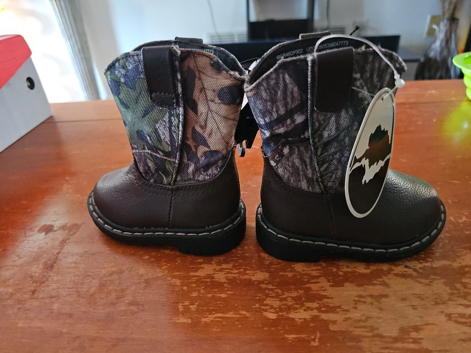 Botas camufladas Mossy Oak para niños Foto 2 de 4