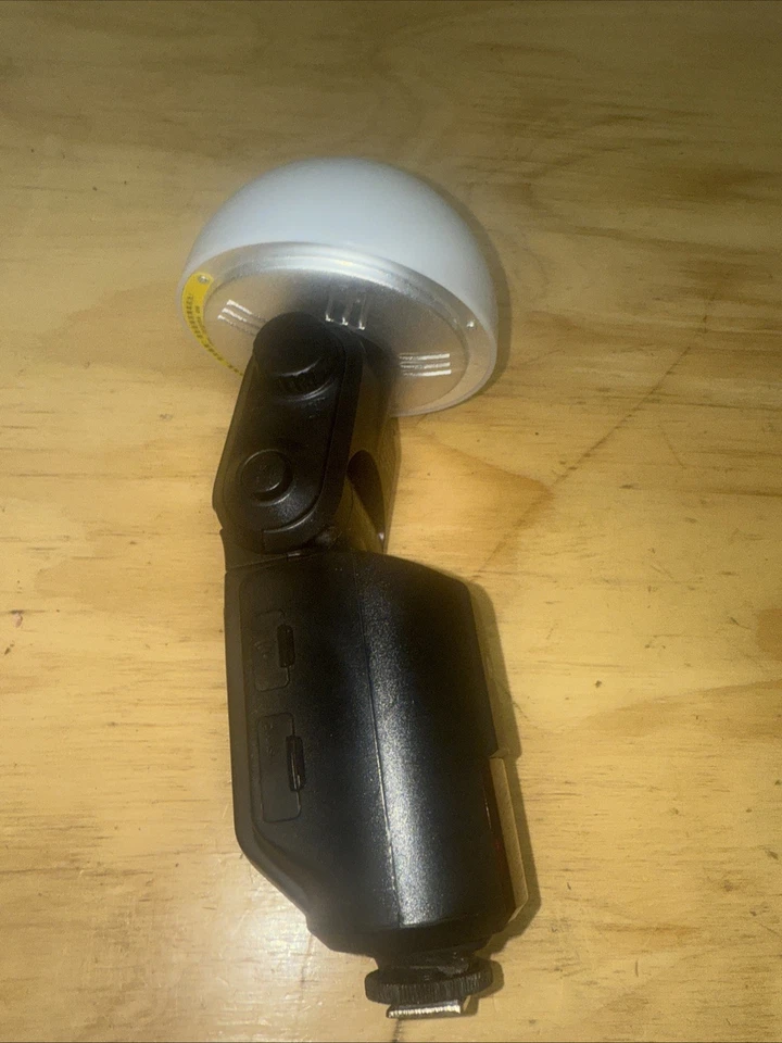 Camera Flashpoint FPLFSL360 With Round Head Flash. - Image 2 of 4