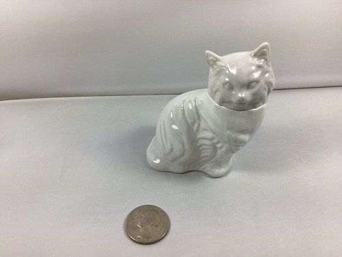 Vintage Avon White Cat Cotillion Cologne Bottle 1970s Glass Cat Collectible