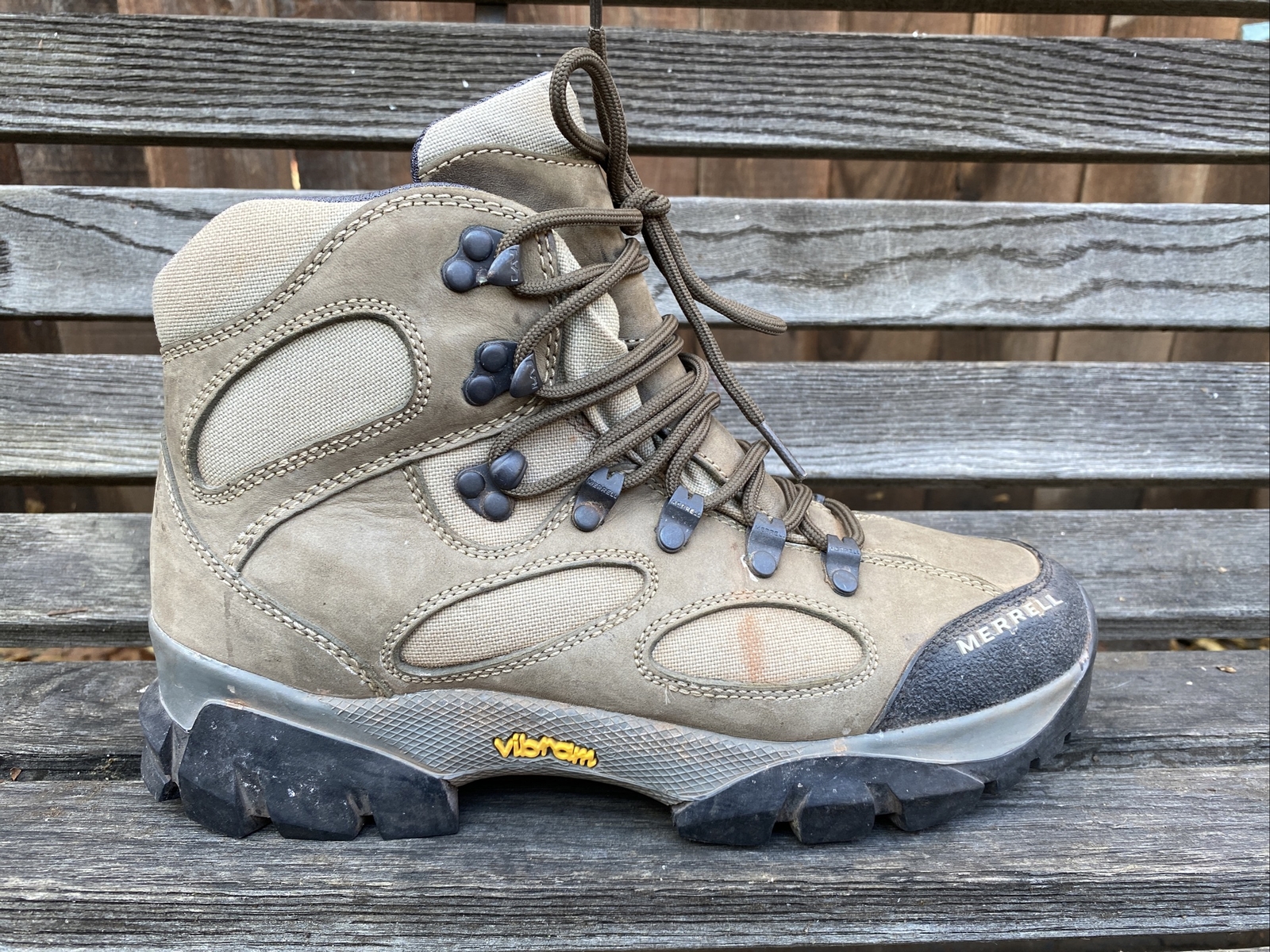 merrell sawtooth boots