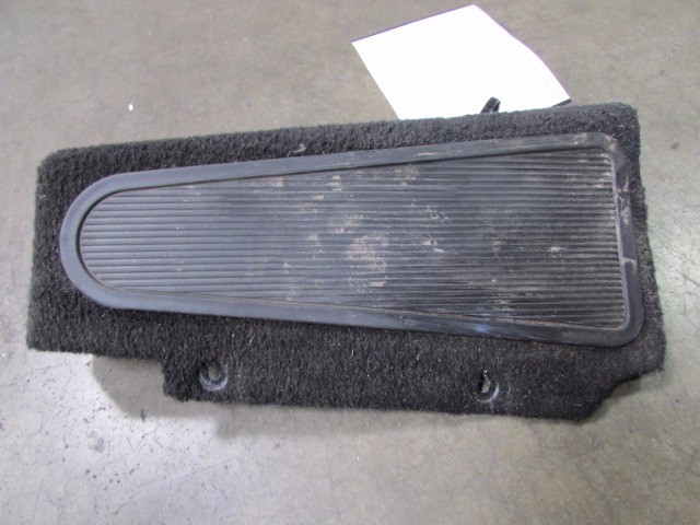 Maserati Granturismo, LH, Left, Driver's Side Foot Rest, Black Used P/N 82084089