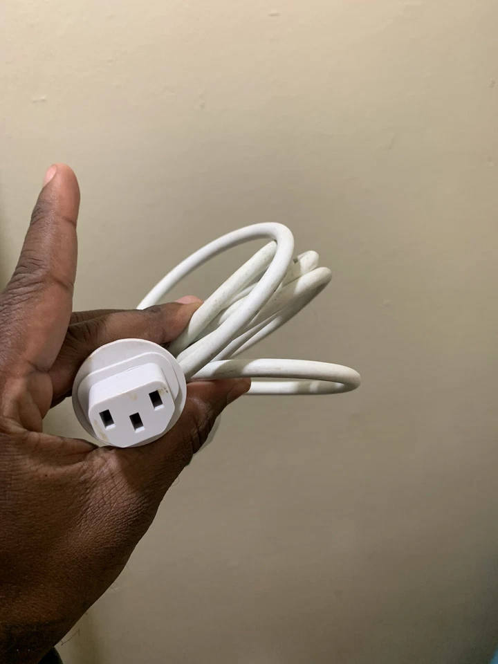 Genuine Apple iMac 6ft Power Cord Cable - Image 2 of 4