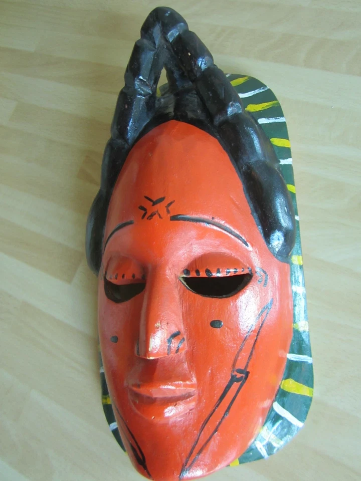 rote schwarze Frauen Holzmaske Maske Holz bemalt 22x12x7cm - Bild 1 von 1