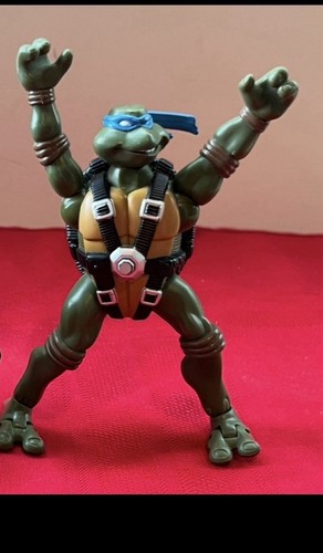 LOT 2 TEENAGE MUTANT NIJA TURTLE PLASTIC FIGURES 2004 MICHELANGELO & LEONARDO - Picture 10 of 10
