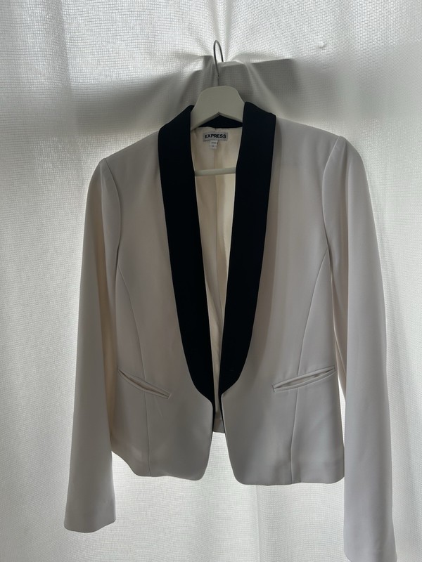Express Two-tone Cream Blazer With Black Shawl Lapel
