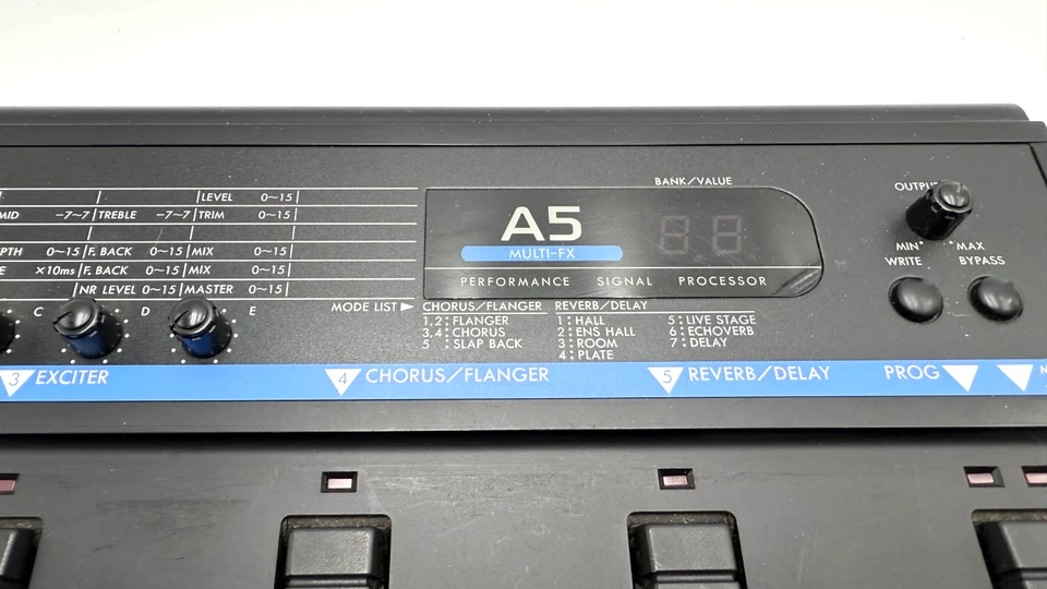 Korg A5 FX – Gitarren Multi-FX Effektgerät – inkl. Netzteil & Kabel – Vintage - Bild 4 von 4