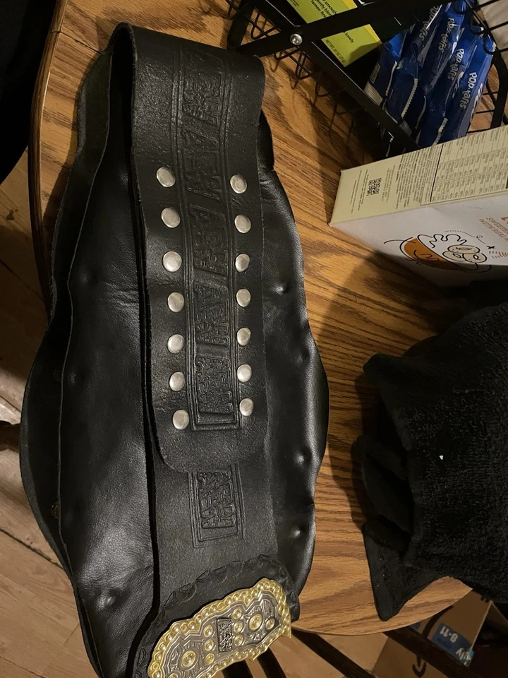 Реплика пояса чемпиона AEW в супертяжелом весе для взрослых! - Изображение 2 из 2