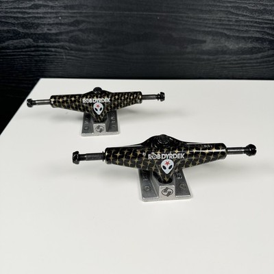  Silver S-Class Rob Dyrdek Alien Workshop 7.75'' Skateboard Trucks Pair 